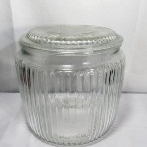 ANCHOR HOCKING COVERED CANISTER FRIGIE CONTAINER GLASS 1960'S